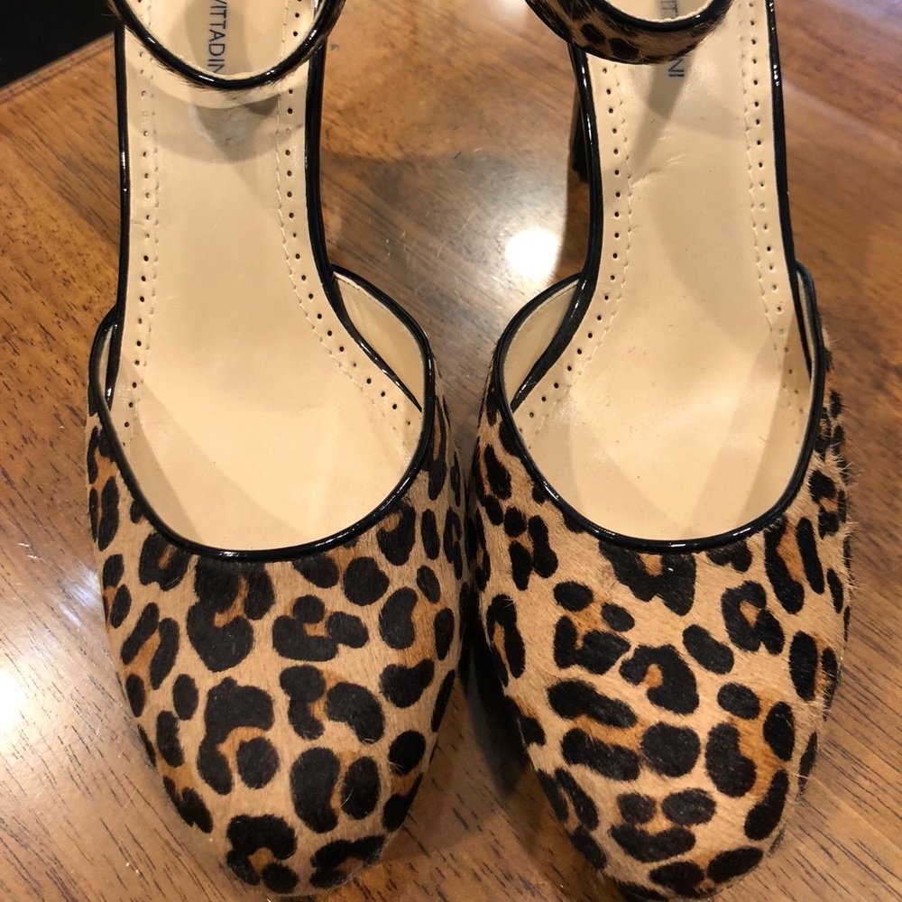 Leopard fur Ankle Strap Pumps